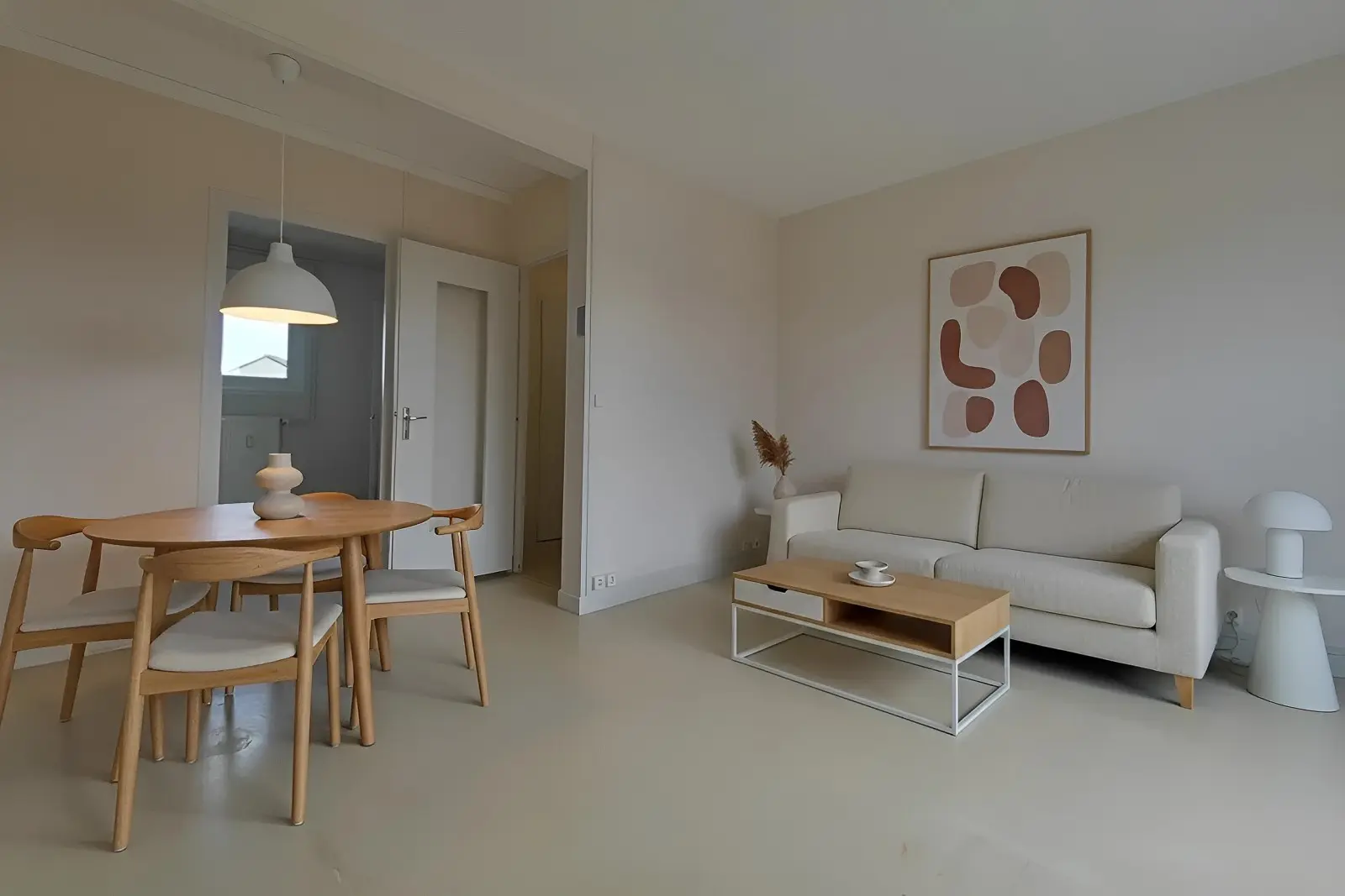 BLENEAU - APPARTEMENT T3 AVEC BALCON