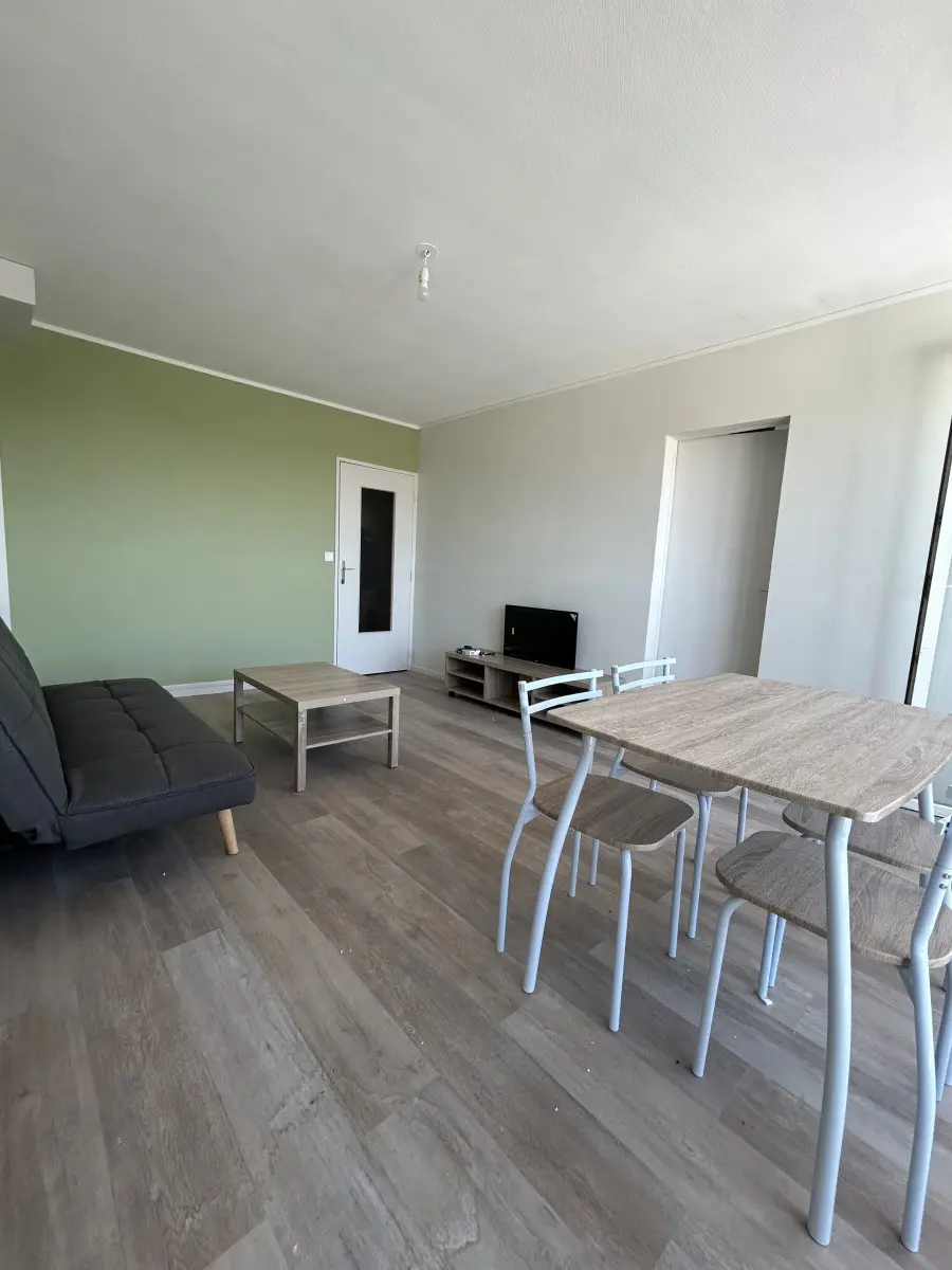 Colocation &eacute;tudiante- 2 chambres disponibles - Chaumont