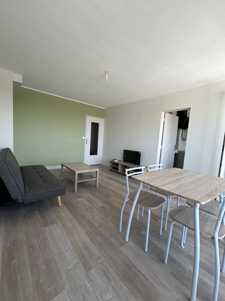 Colocation &eacute;tudiante- 1 chambre disponible - Chaumont